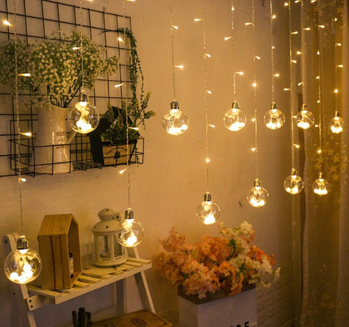 138LED Globe Curtain String Lights
